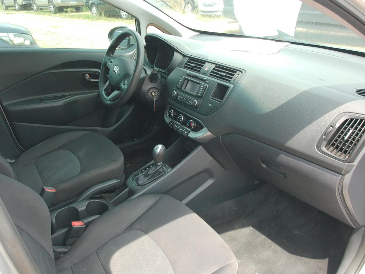 Kia Rio  2014