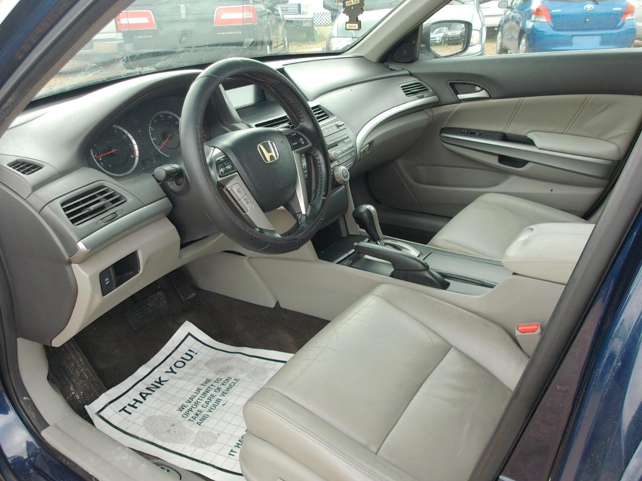 Honda Accord  2010