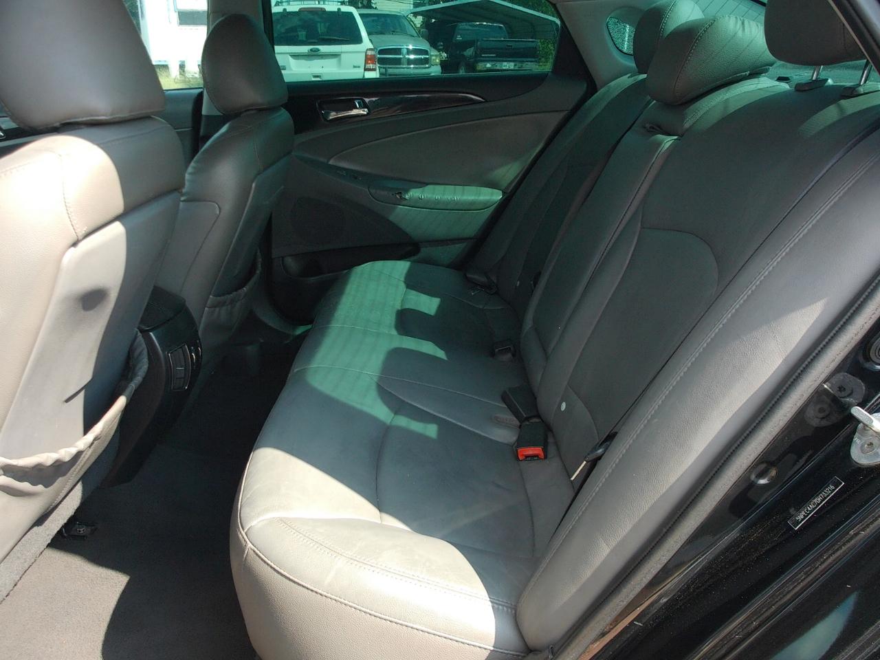 Hyundai Sonata SE 2013