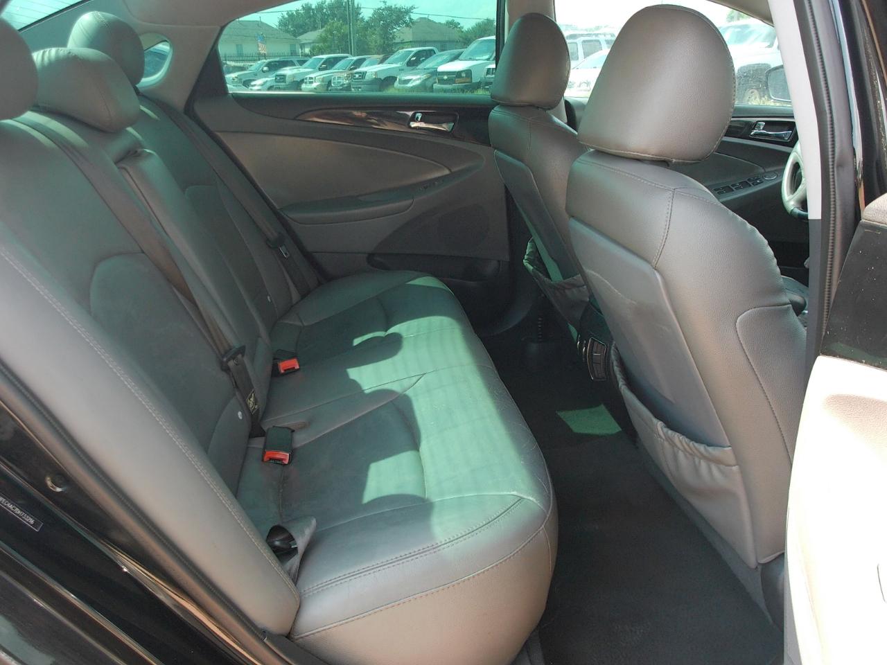 Hyundai Sonata SE 2013