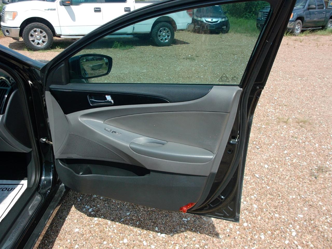 Hyundai Sonata SE 2013