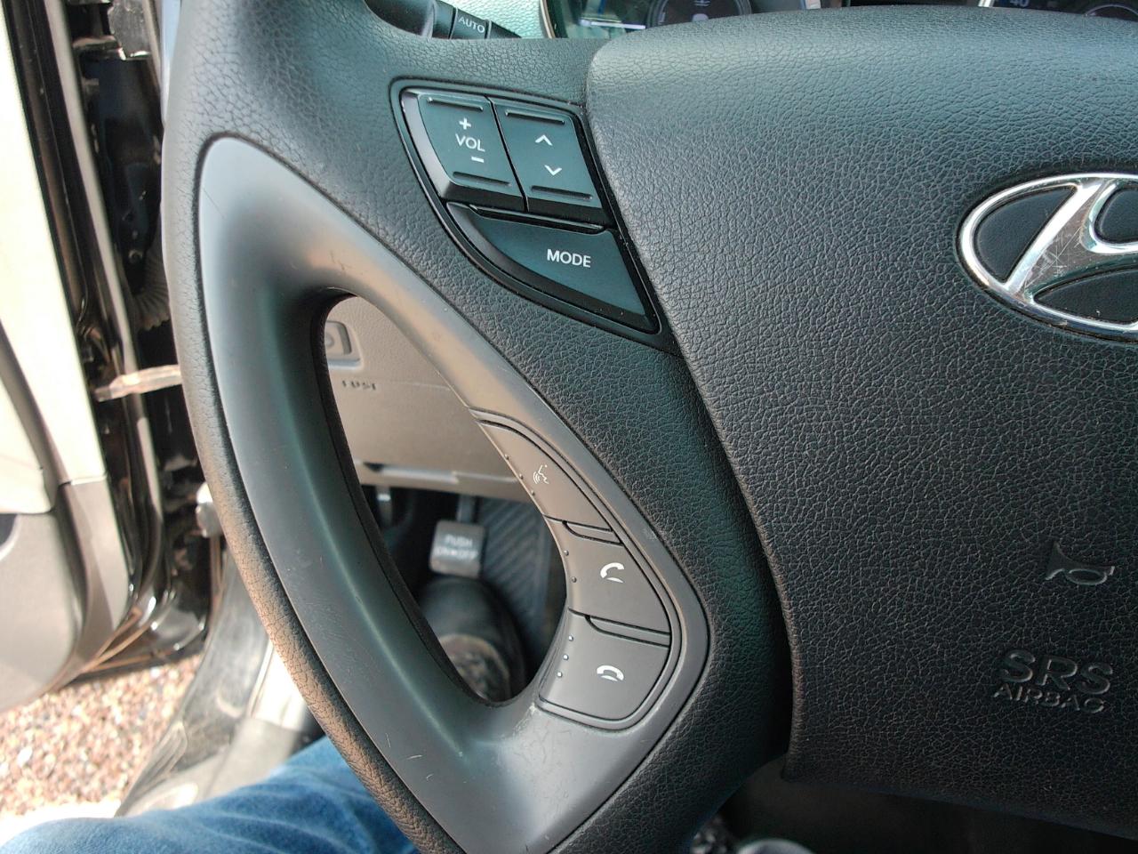 Hyundai Sonata SE 2013