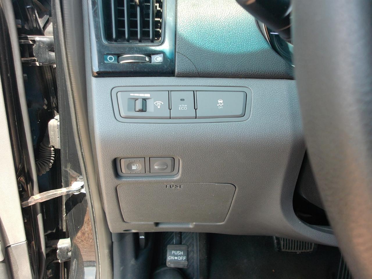 Hyundai Sonata SE 2013