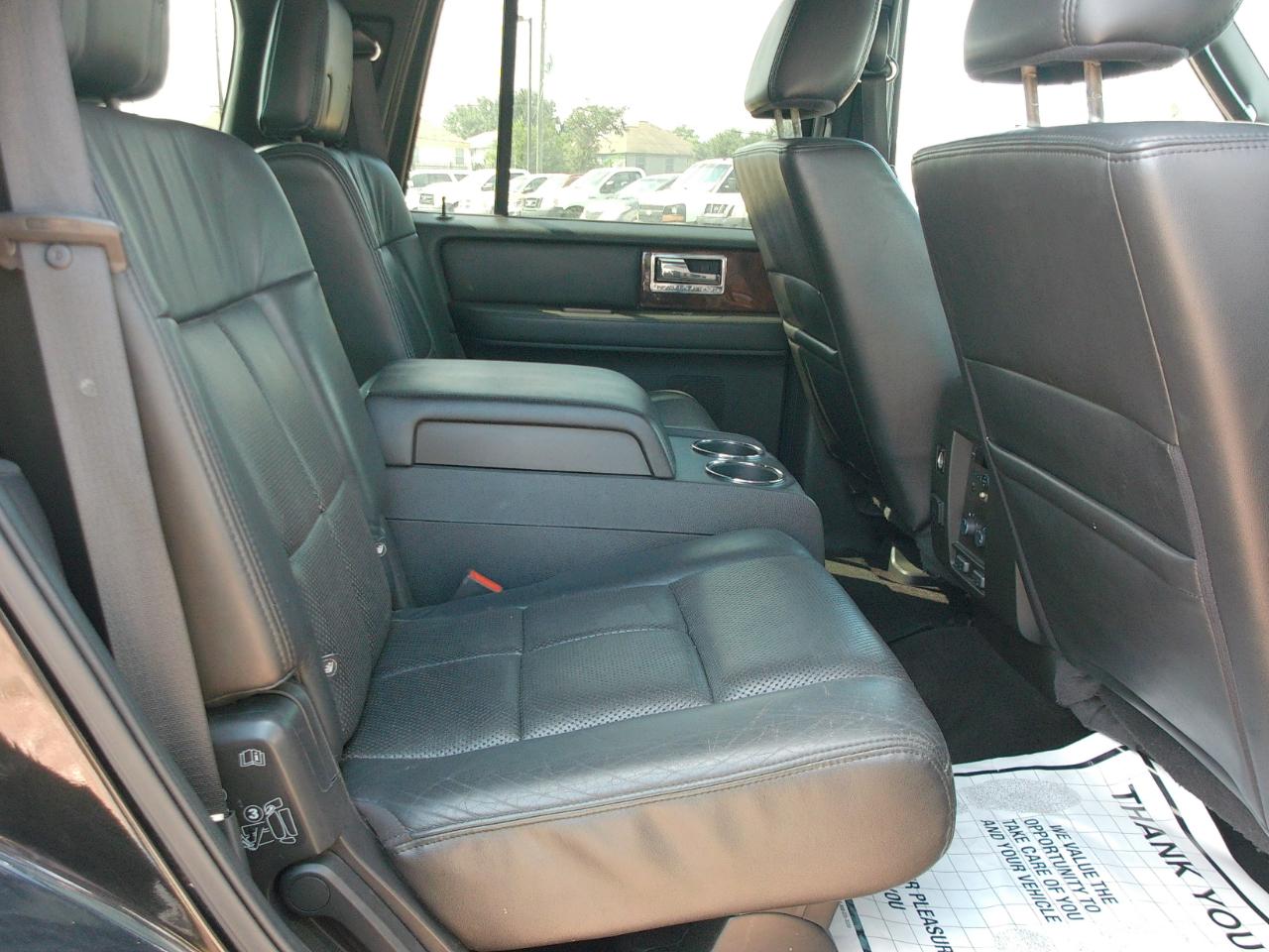 Lincoln Navigator  2011