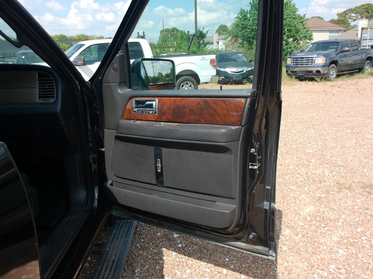 Lincoln Navigator  2011
