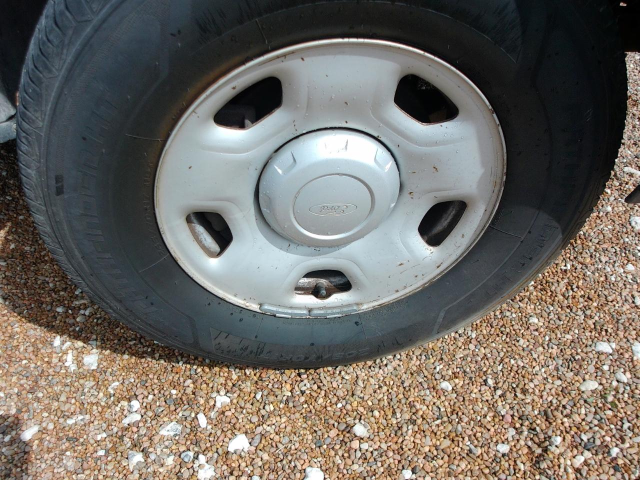 Ford F-150 133" WB 2008