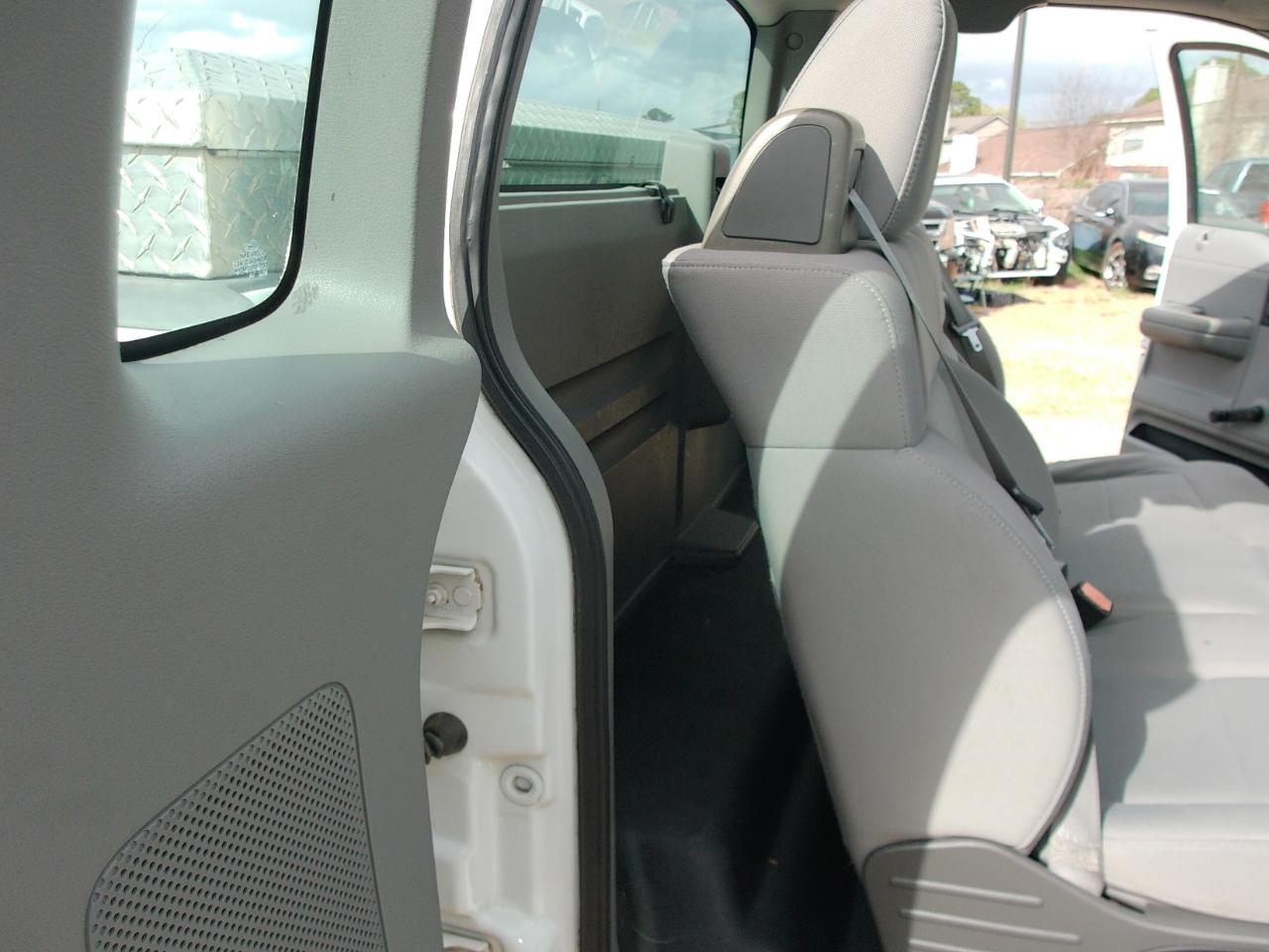 Ford F-150 133" WB 2008