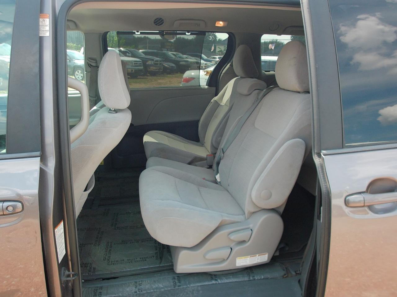 Toyota Sienna  2015
