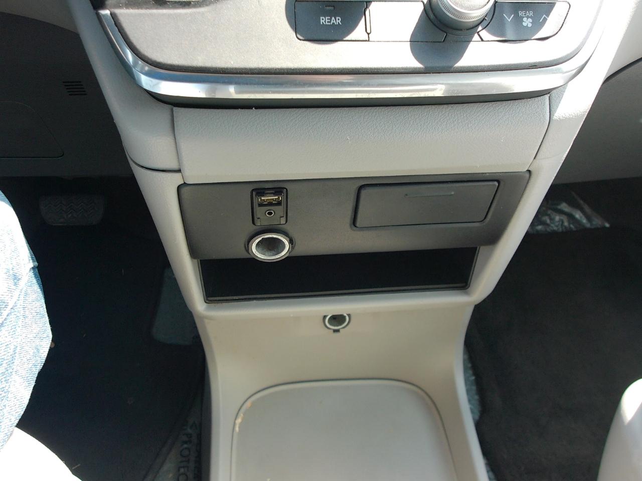 Toyota Sienna  2015