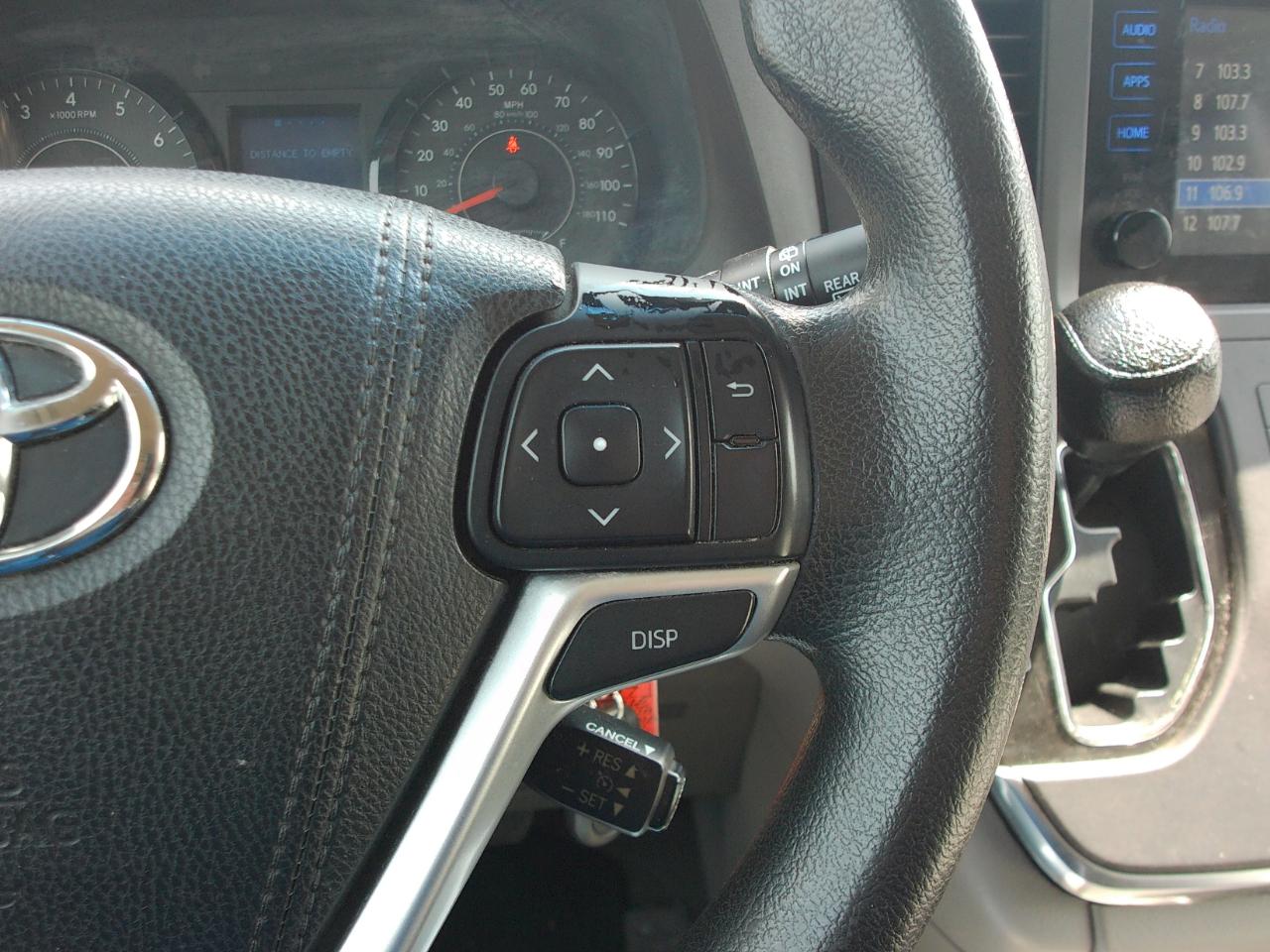 Toyota Sienna  2015