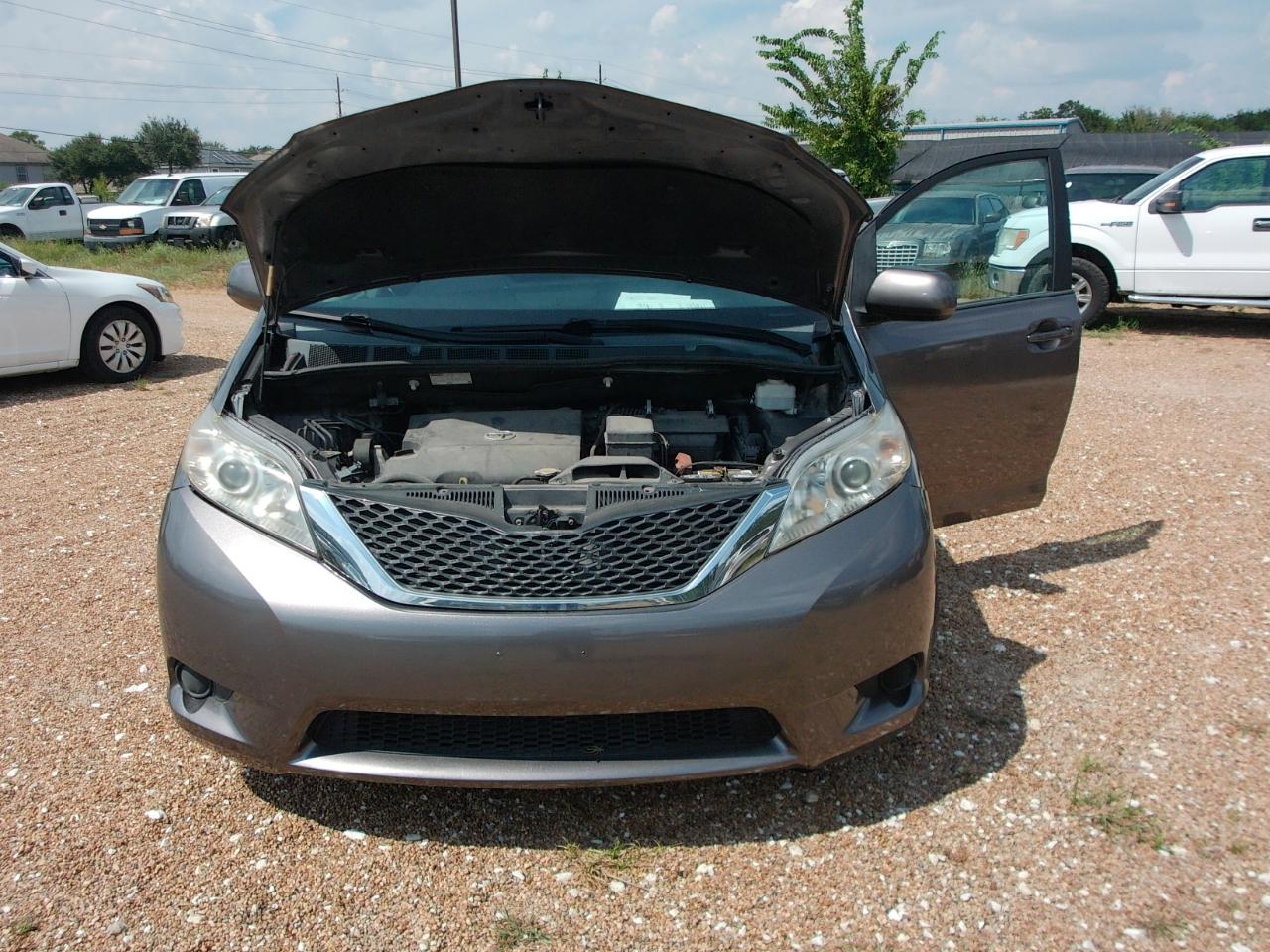 Toyota Sienna  2015