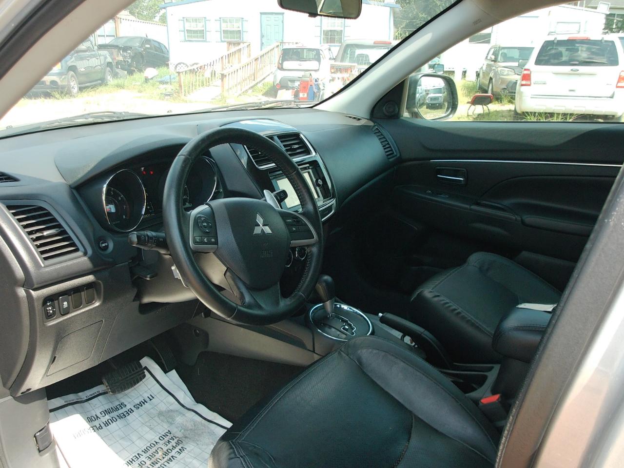 Mitsubishi Outlander Sport  2015