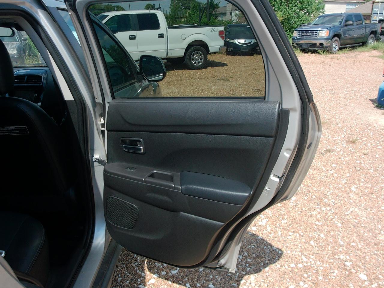 Mitsubishi Outlander Sport  2015