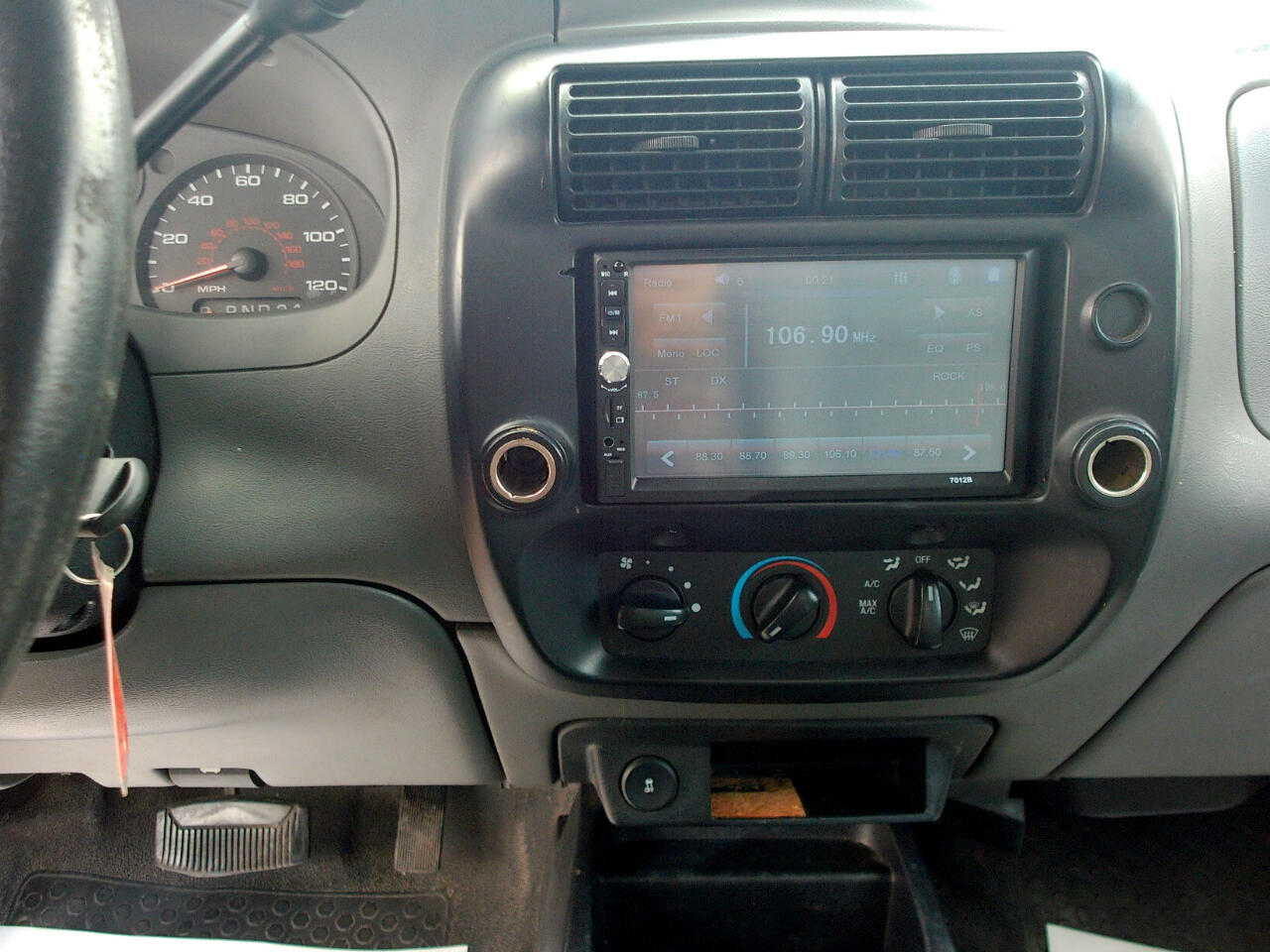 2010 Ford Ranger photo 16