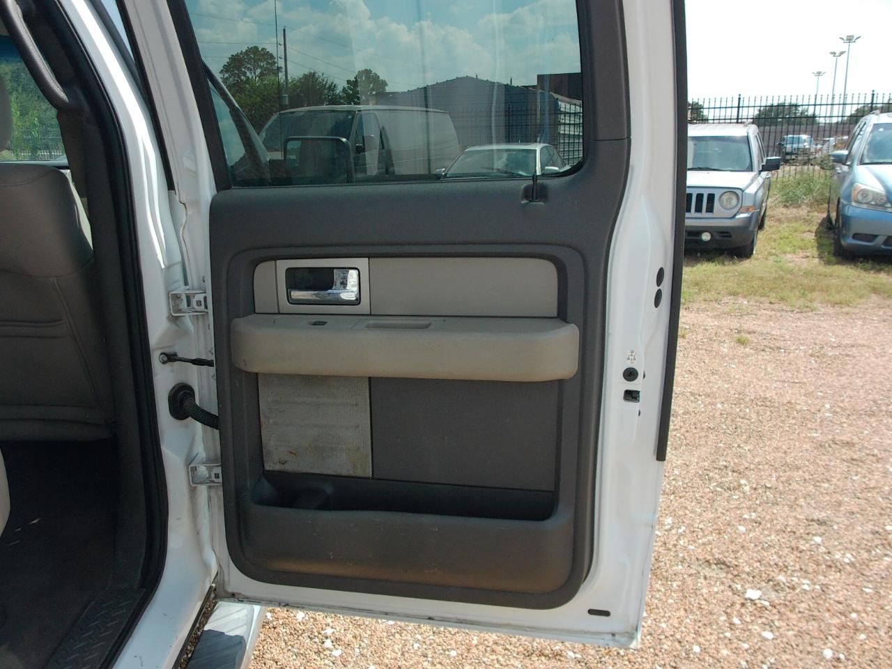 Ford F-150  2010