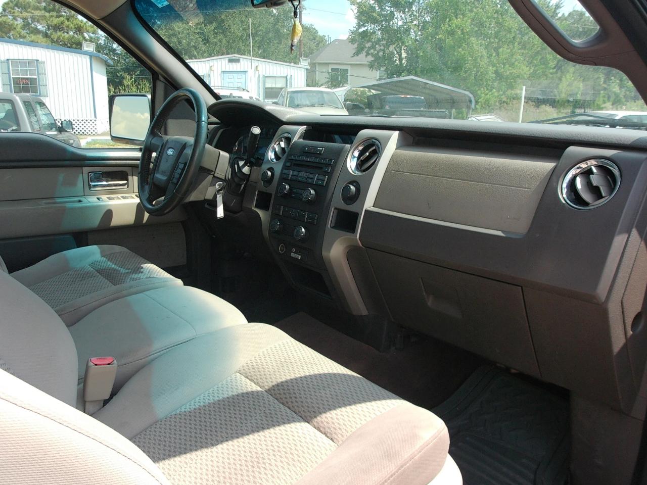 Ford F-150  2010