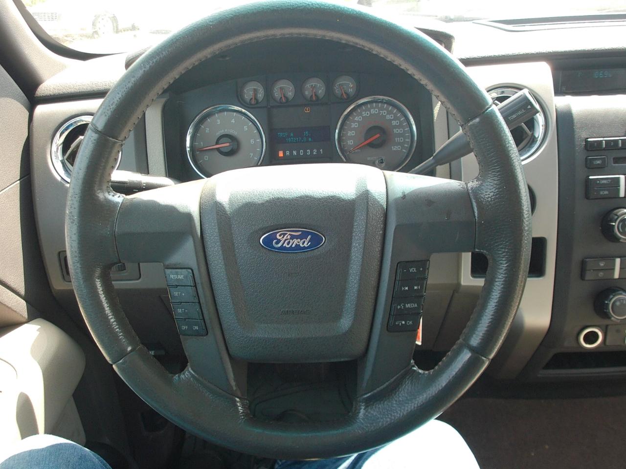 Ford F-150  2010