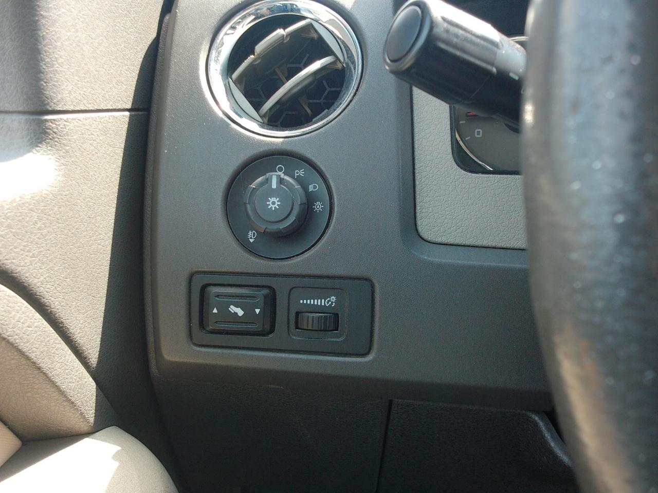 Ford F-150  2010
