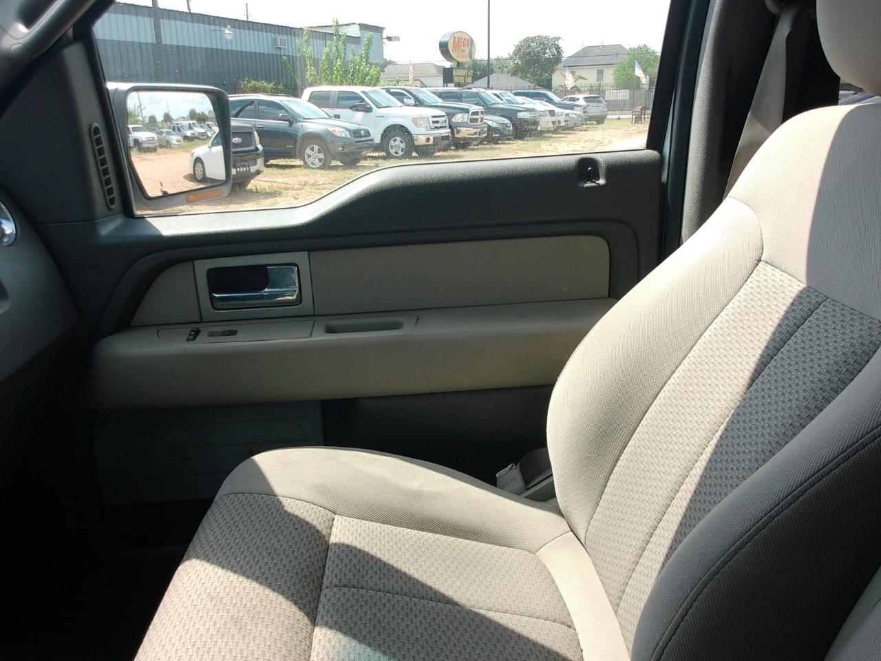 Ford F-150  2010