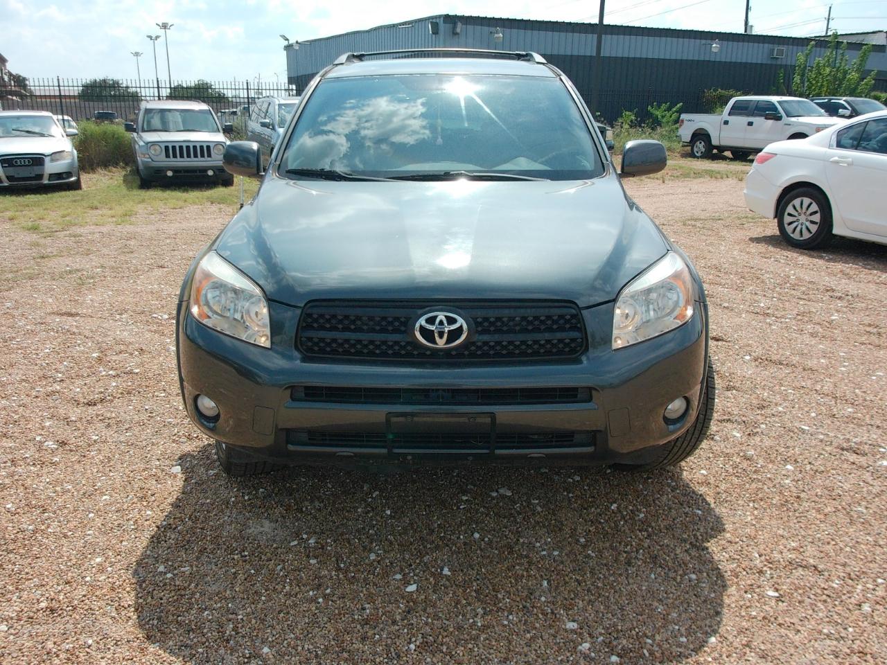 Toyota RAV4  2008