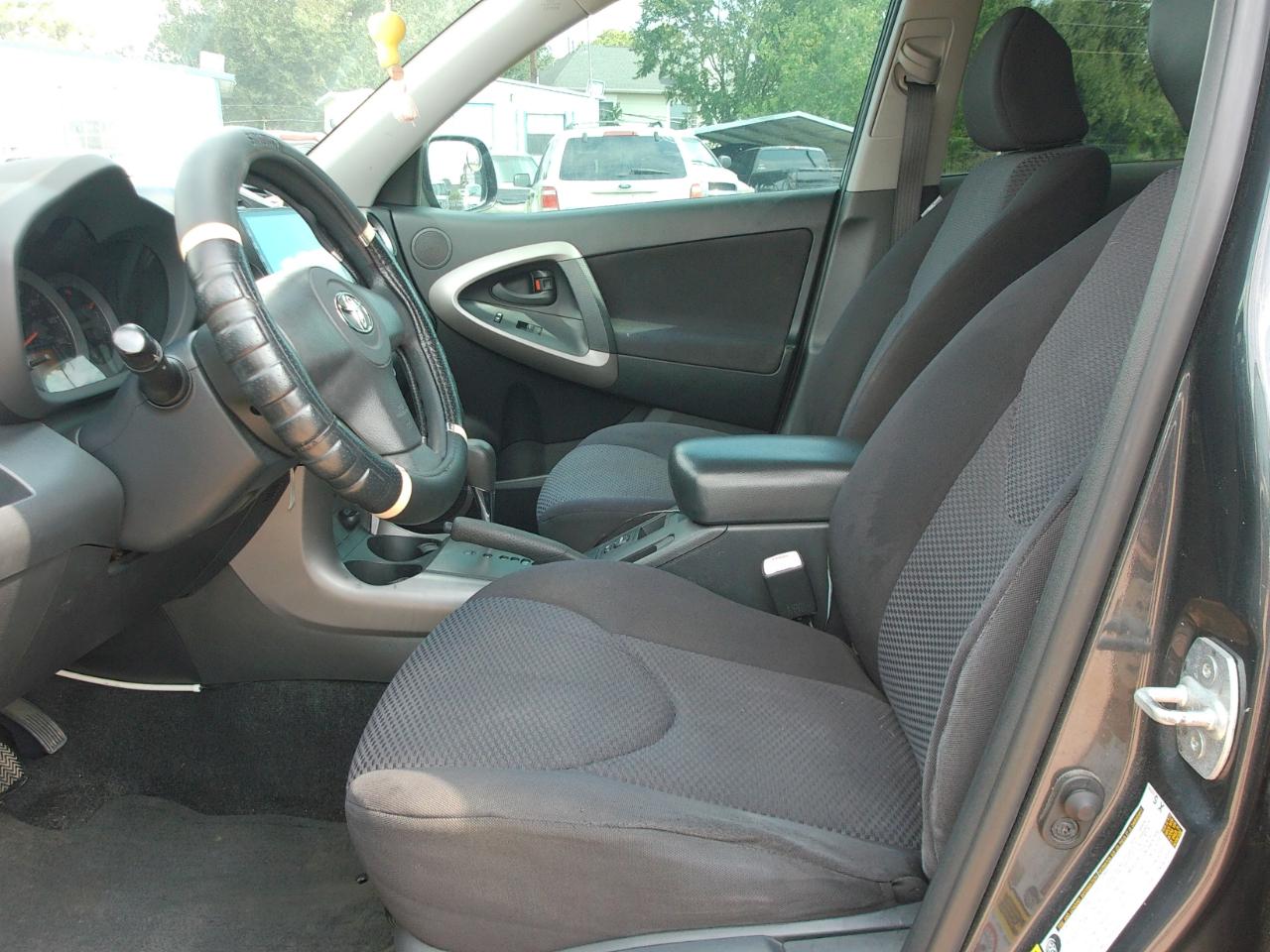 Toyota RAV4  2008
