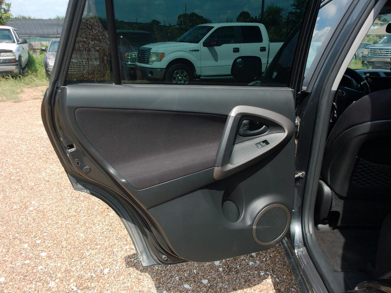Toyota RAV4  2008