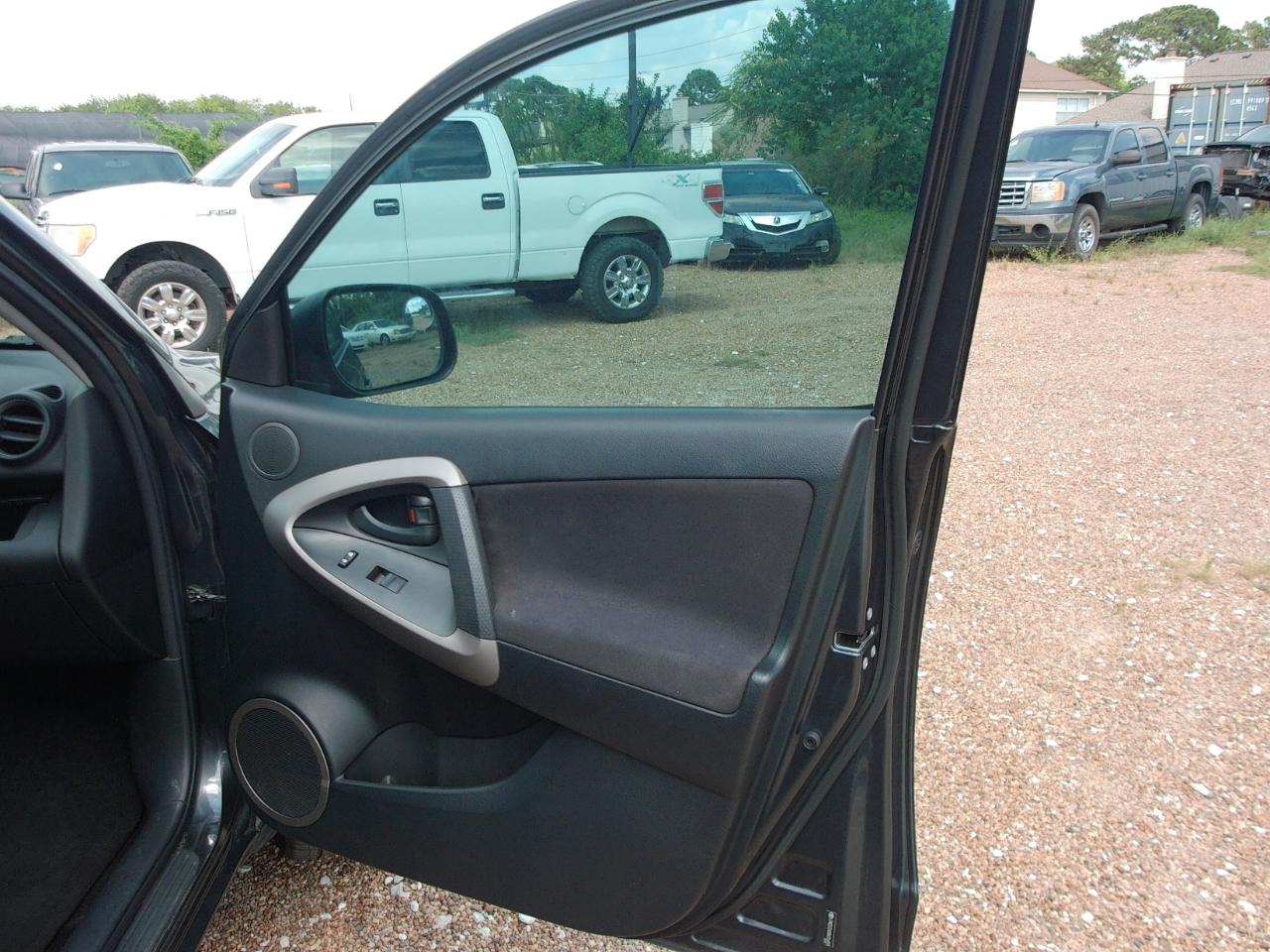 Toyota RAV4  2008