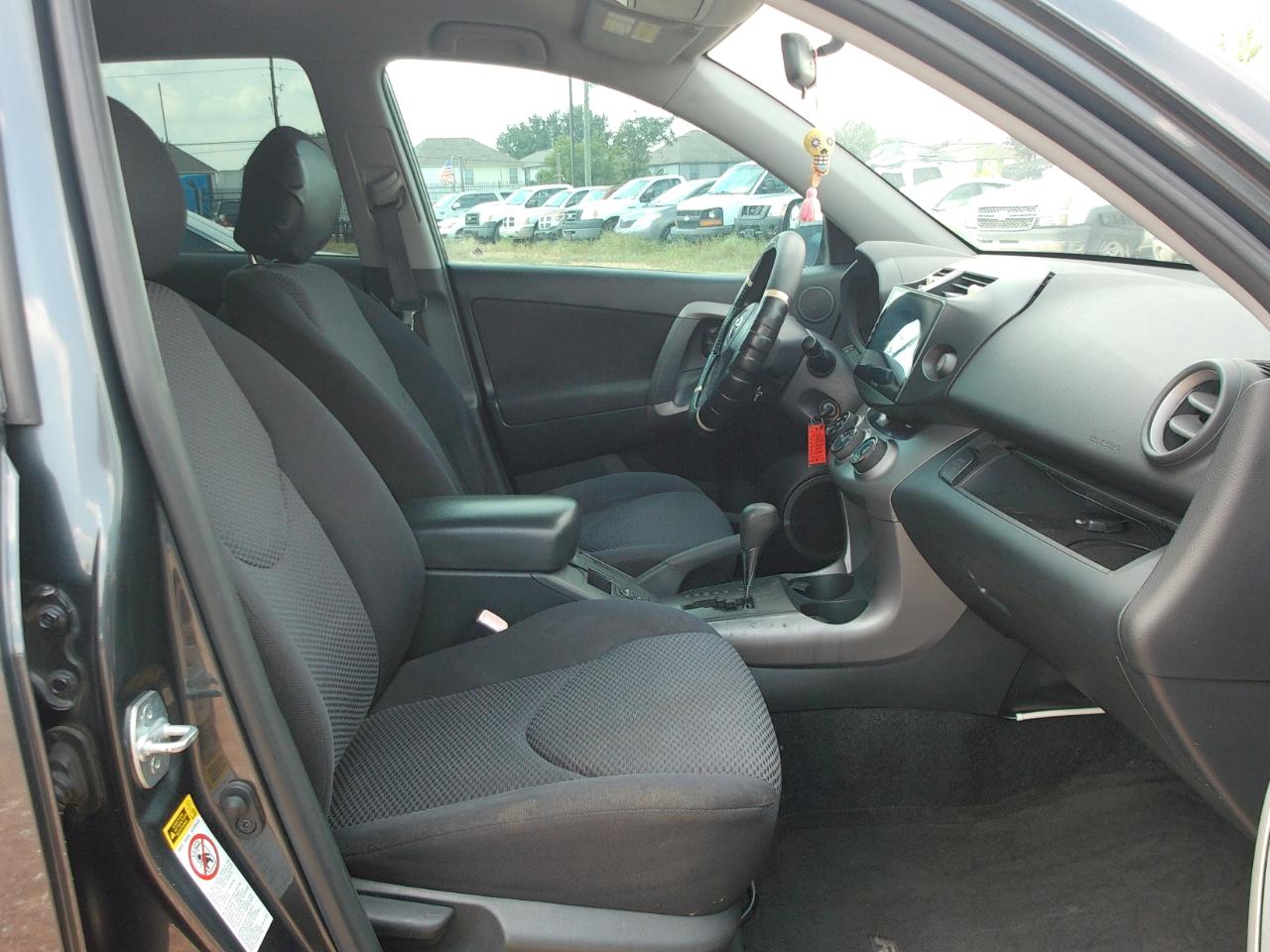 Toyota RAV4  2008