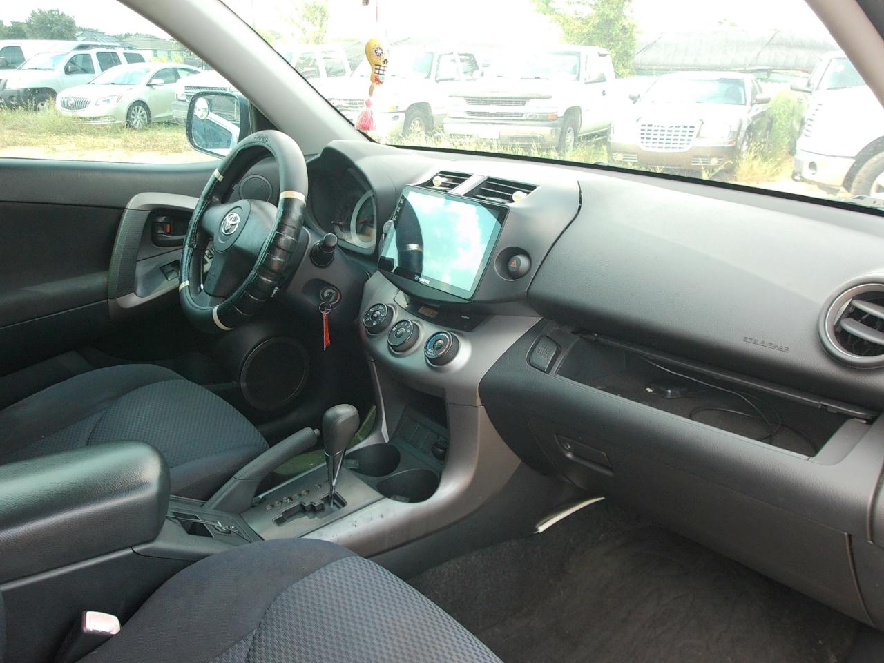 Toyota RAV4  2008