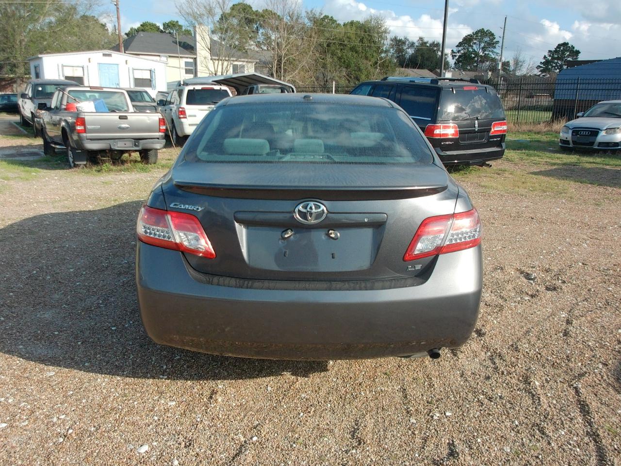 Toyota Camry  2010