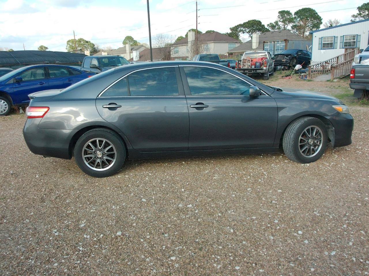 Toyota Camry  2010