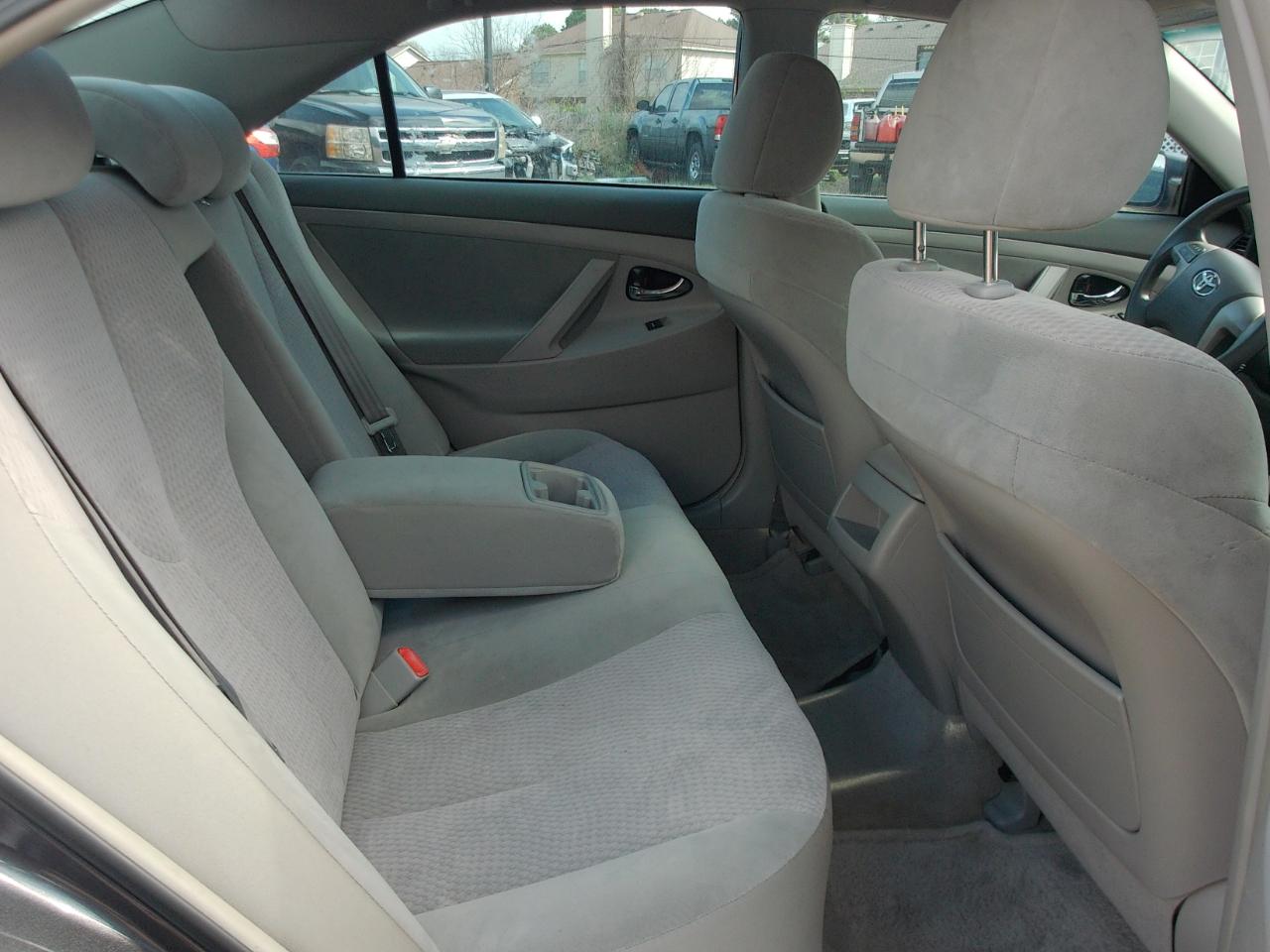 Toyota Camry  2010