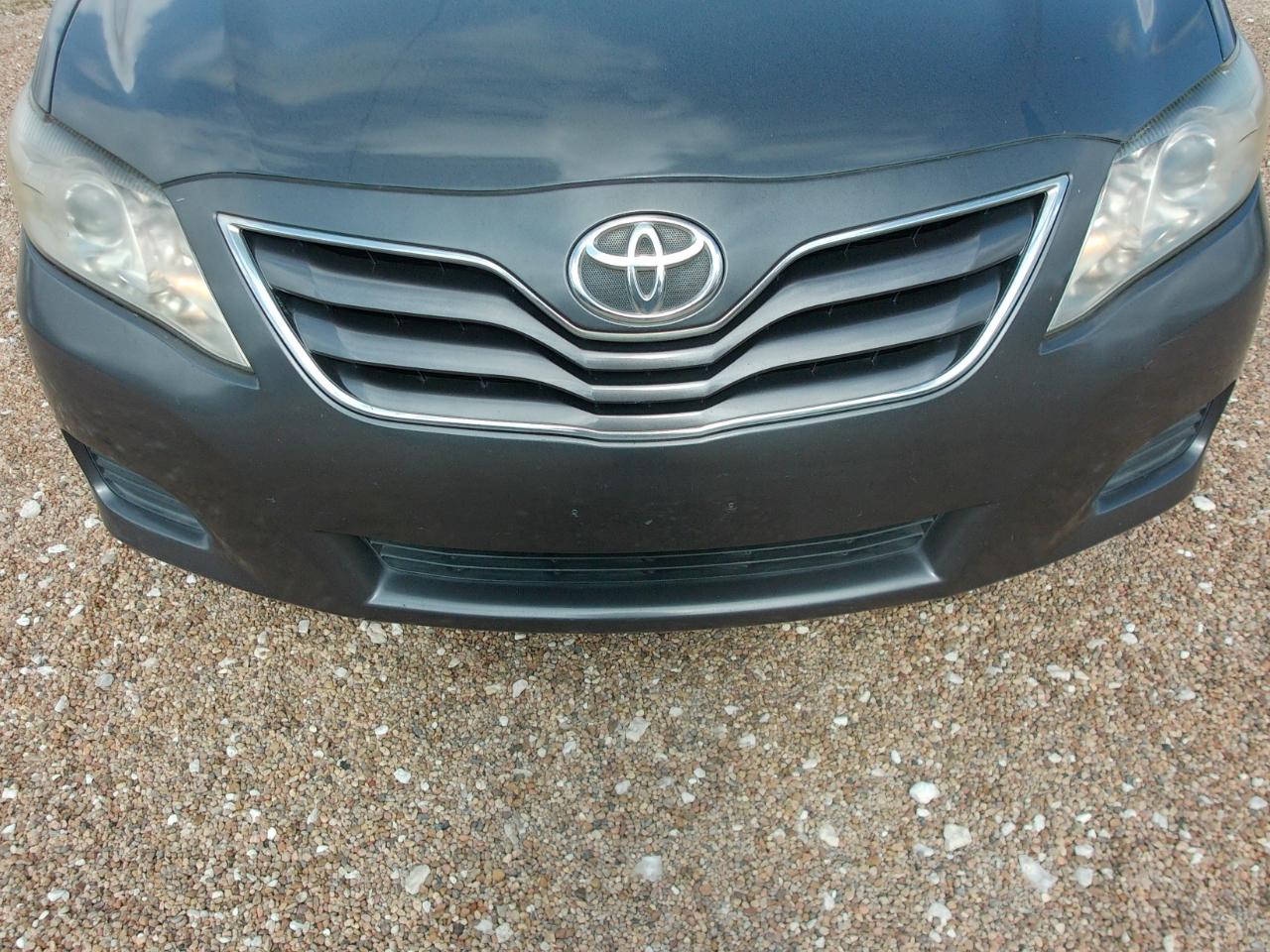Toyota Camry  2010