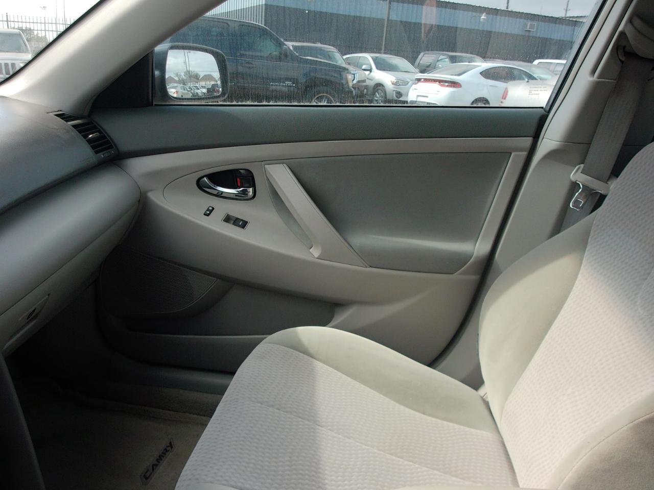 Toyota Camry  2010