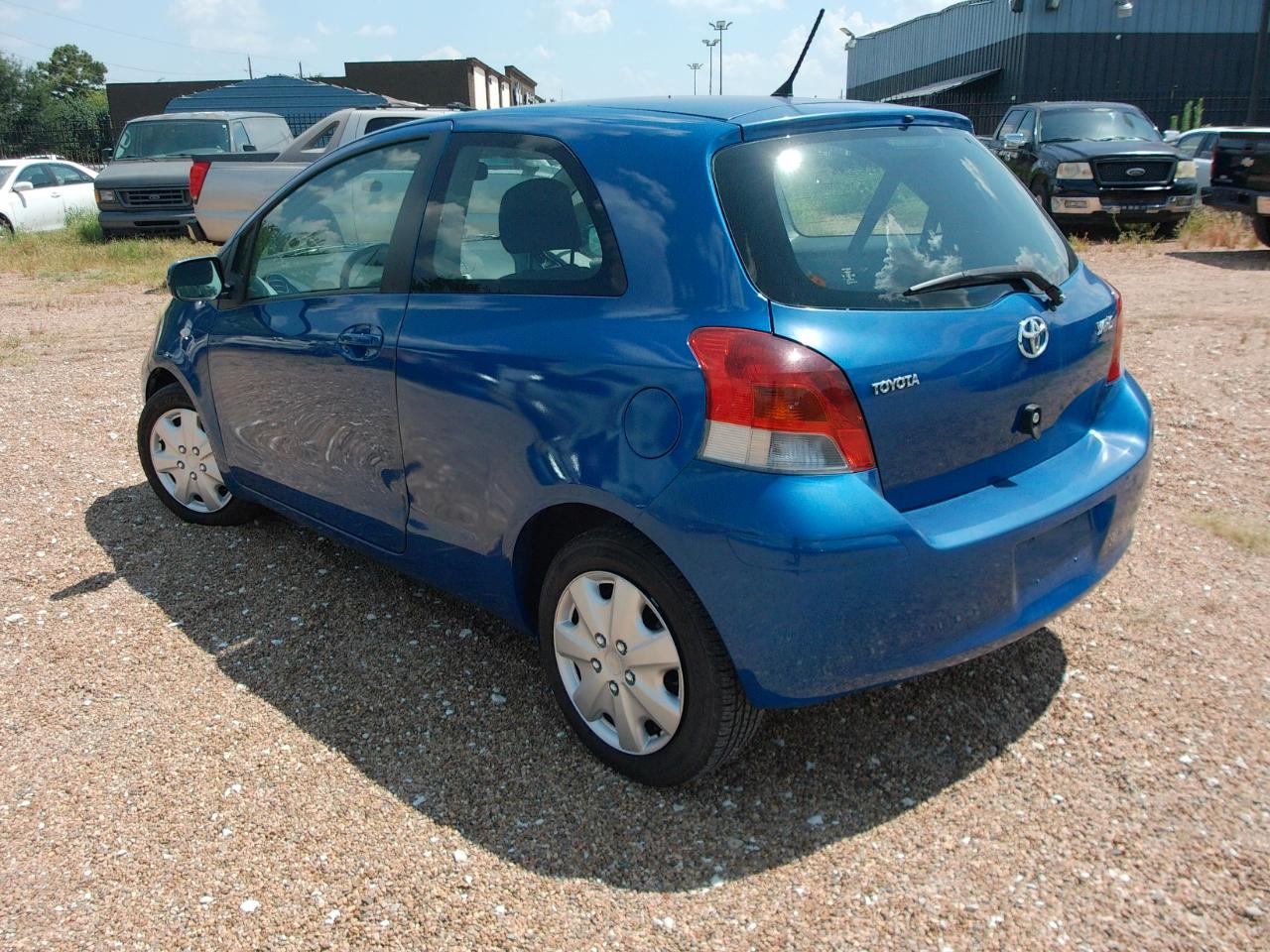 Toyota Yaris  2011