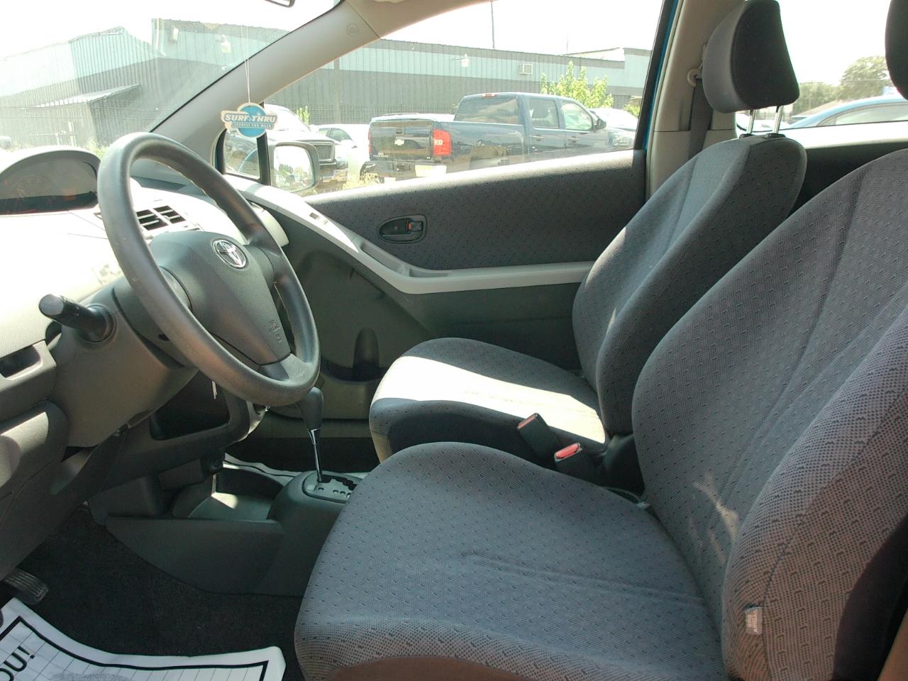 Toyota Yaris  2011