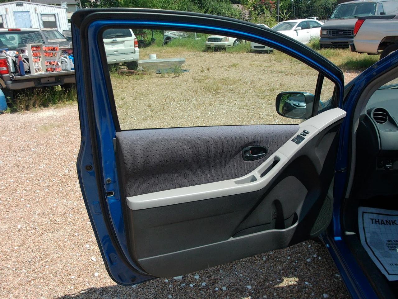 Toyota Yaris  2011