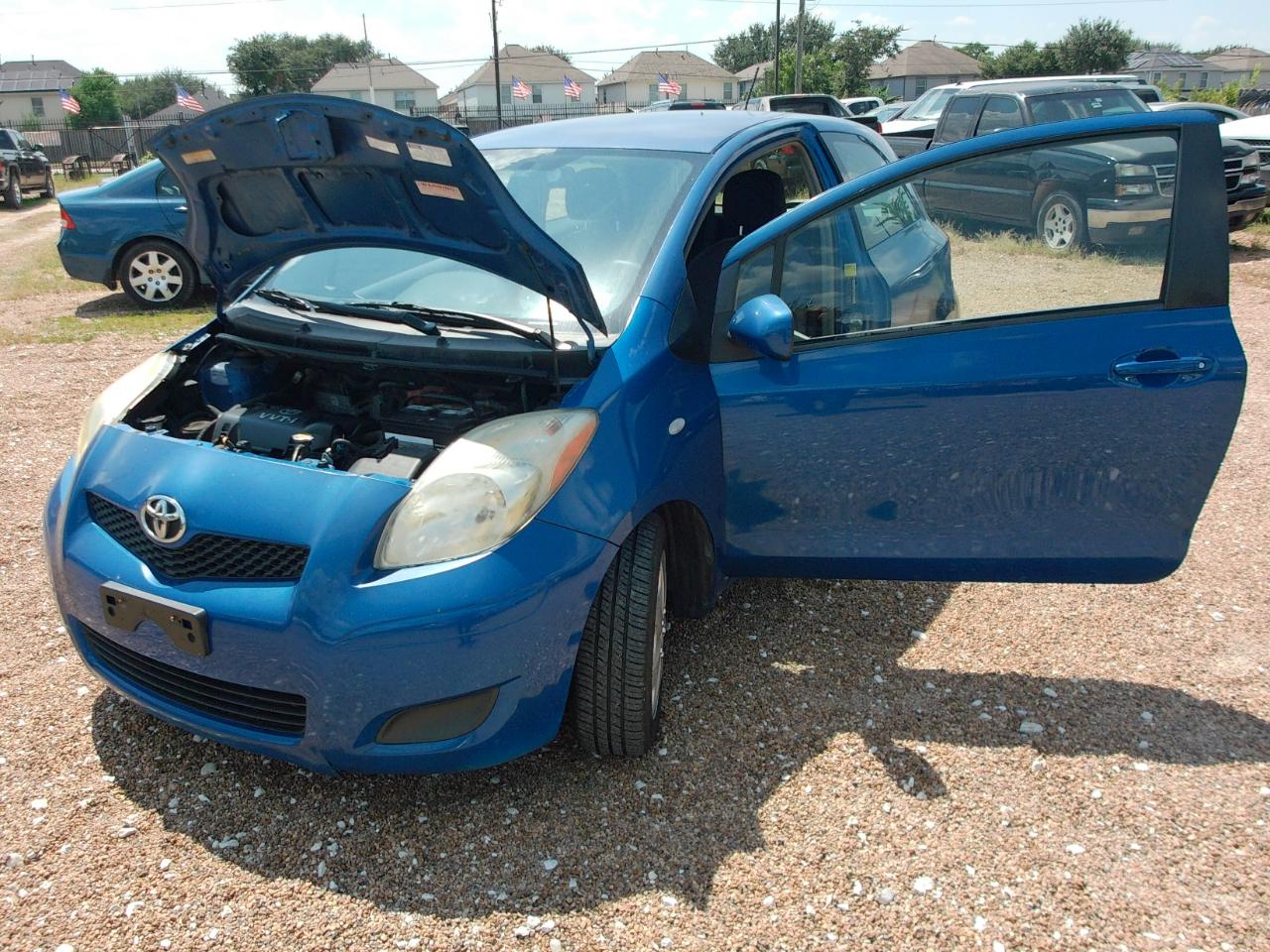 Toyota Yaris  2011