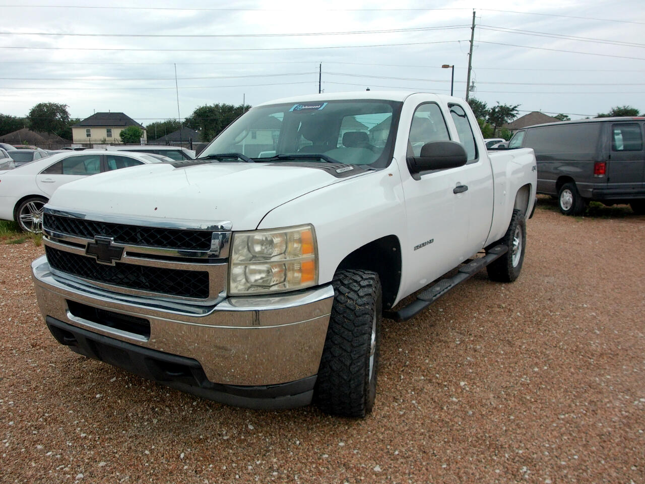 2011 Chevrolet Silverado 2500HD photo 3