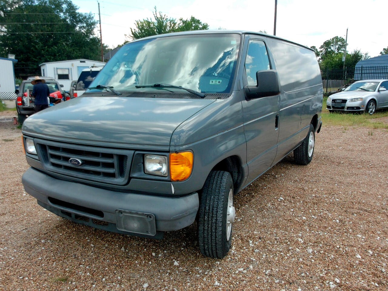 2007 Ford E-150 photo 3
