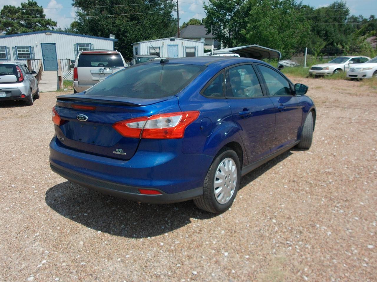 Ford Focus  2012