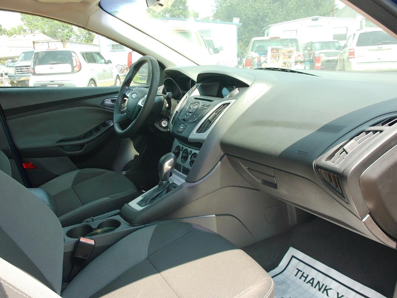 Ford Focus  2012