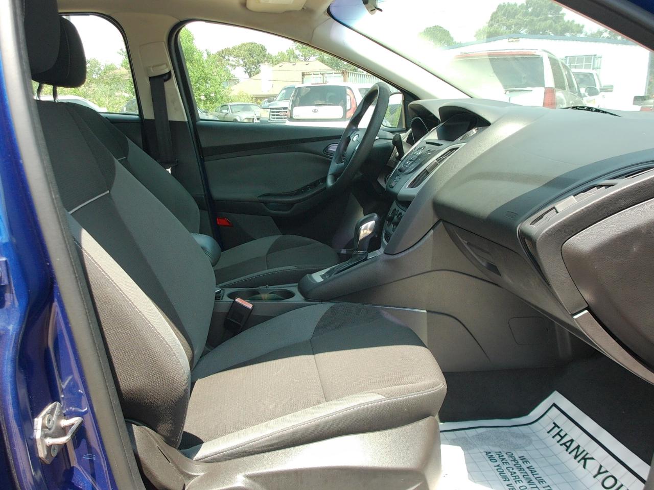 Ford Focus  2012