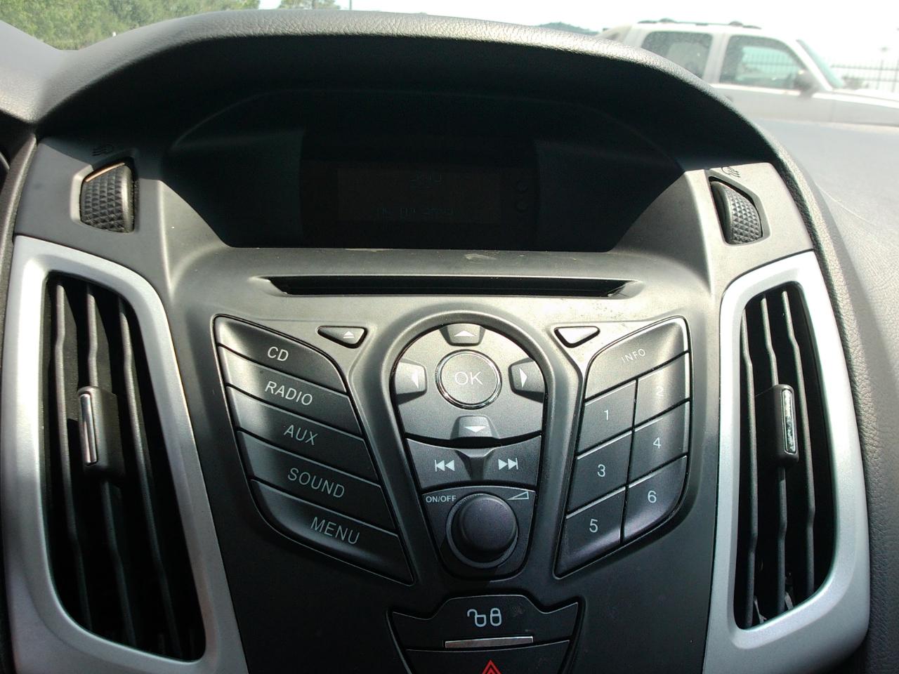 Ford Focus  2012