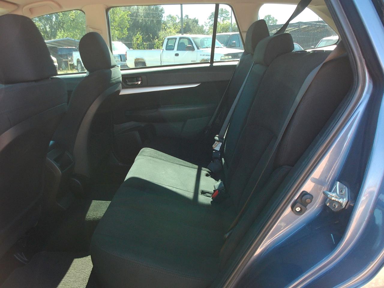 Subaru Outback 2.5i 2013