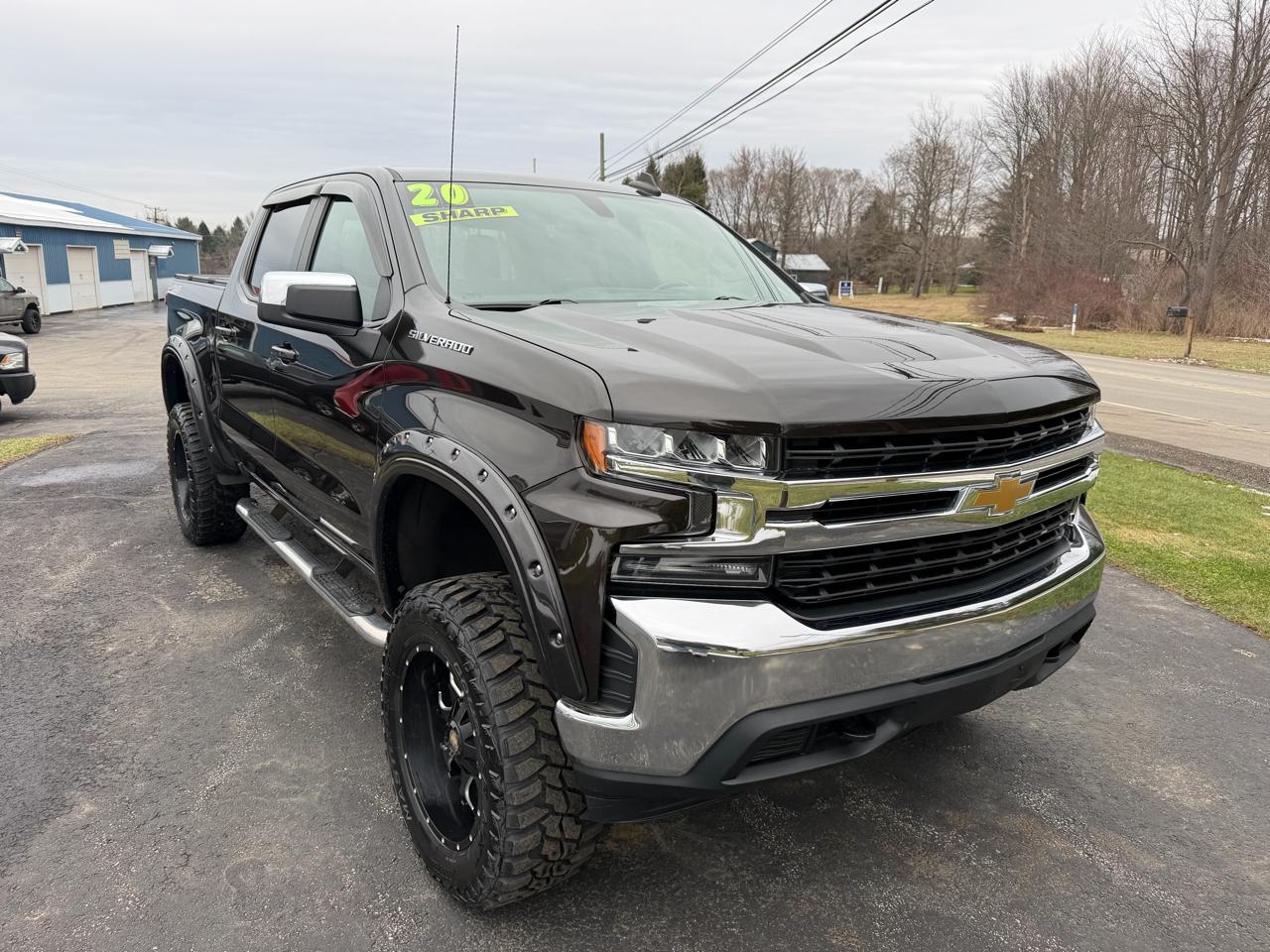 Chevrolet Silverado 1500 4WD Crew Cab 147" LT 2020