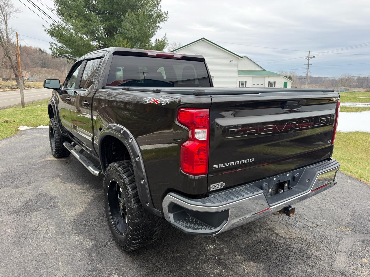 Chevrolet Silverado 1500 4WD Crew Cab 147" LT 2020