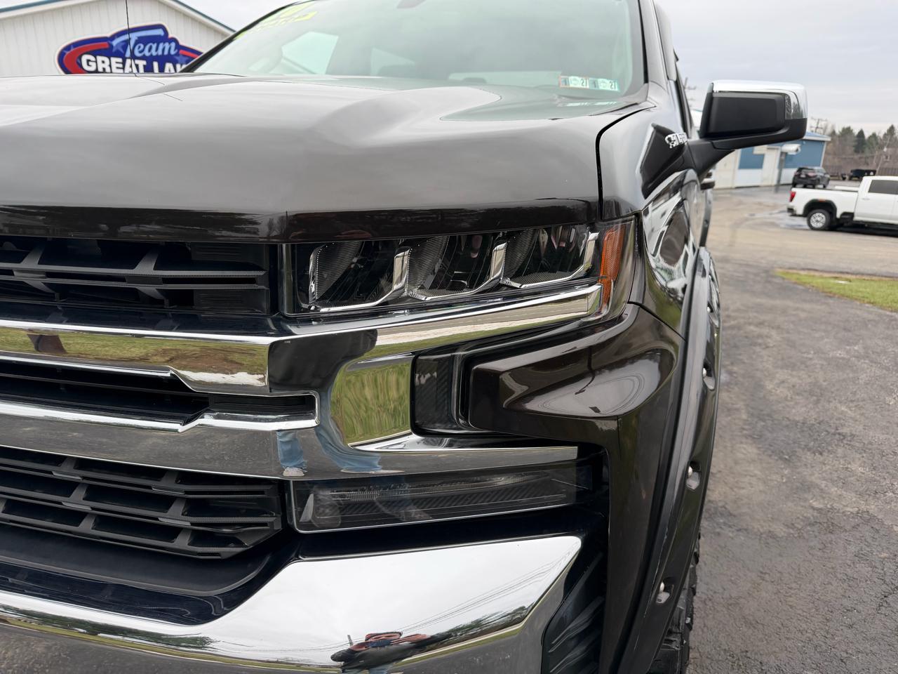 Chevrolet Silverado 1500 4WD Crew Cab 147" LT 2020