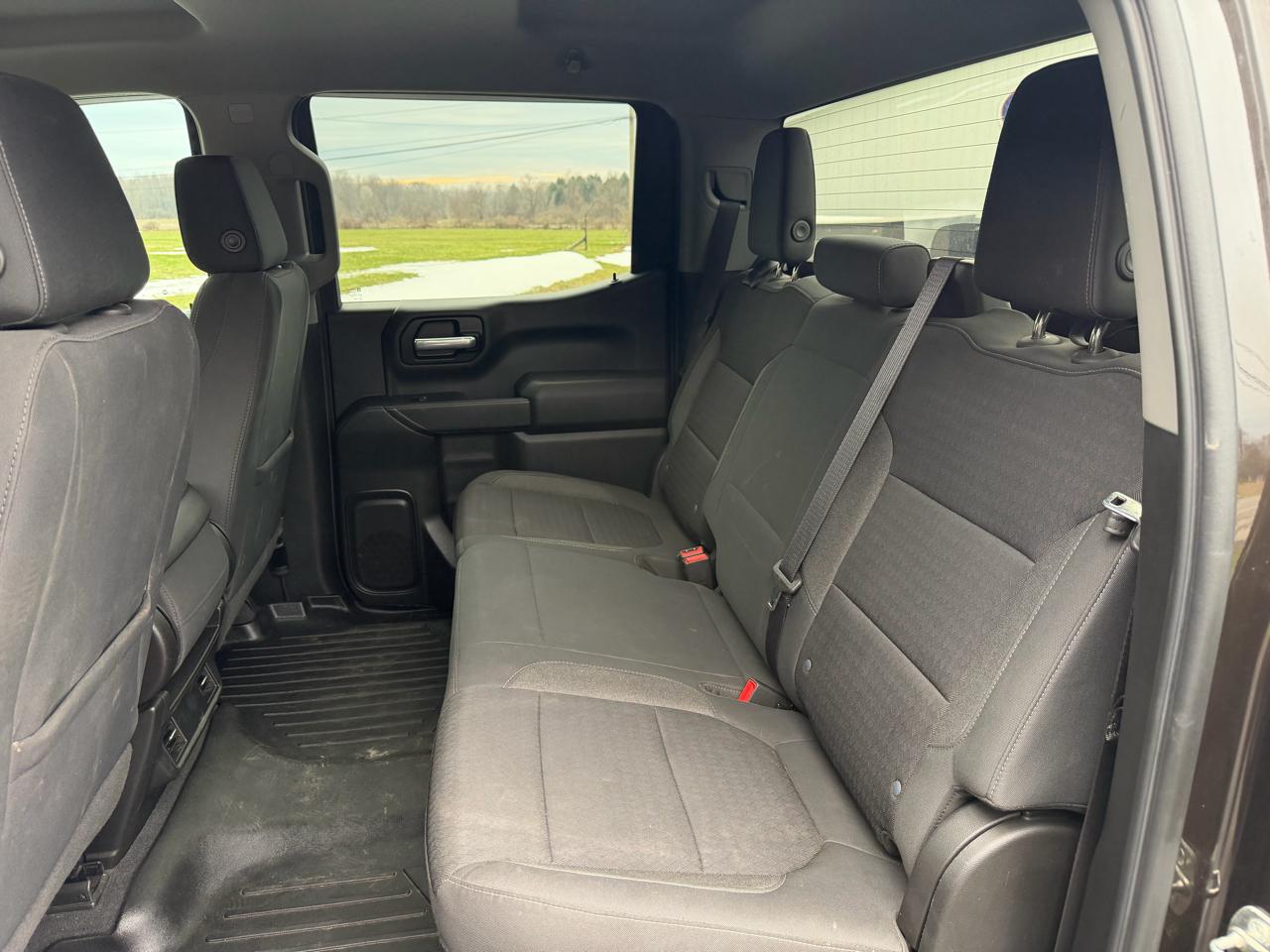 Chevrolet Silverado 1500 4WD Crew Cab 147" LT 2020