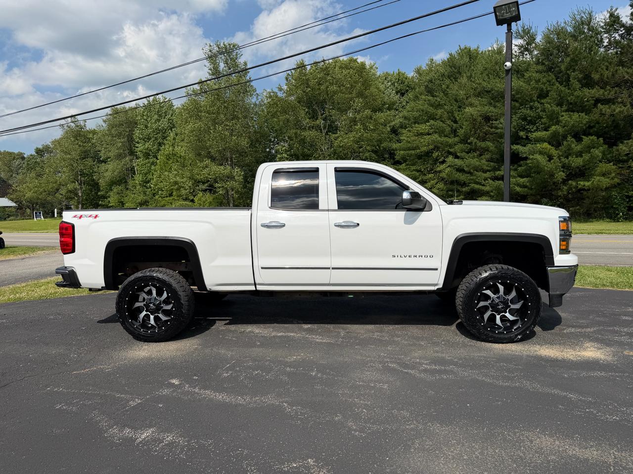 Chevrolet Silverado 1500 4WD Double Cab 143.5" LT w/1LT 2014